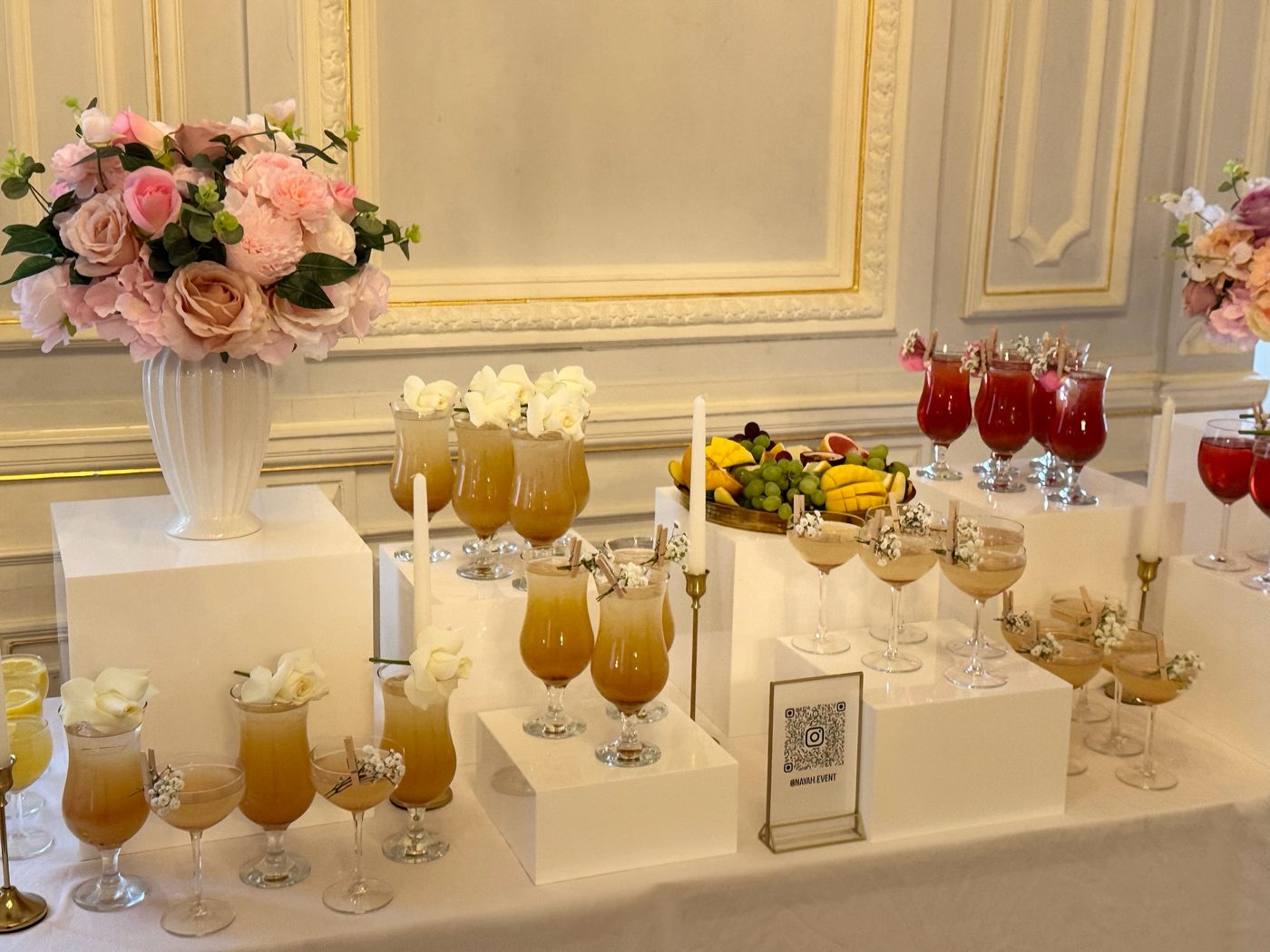 Mocktail-Bar mit Instagram-QR-Code von @nayah.event